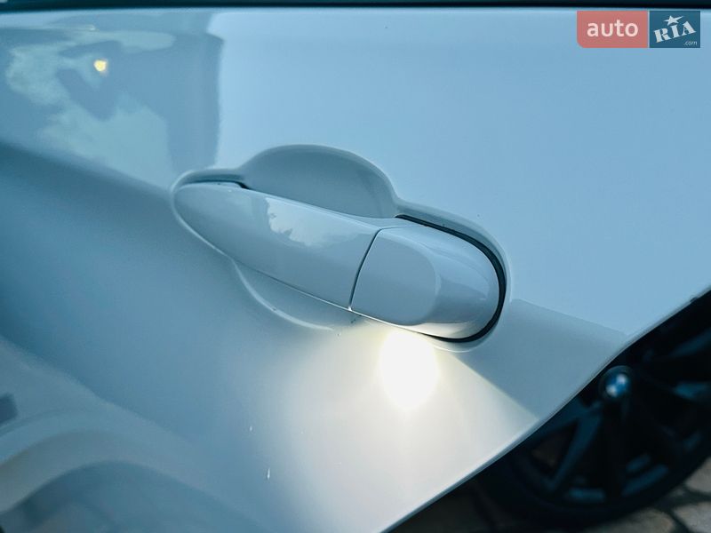 Седан BMW 3 Series 2018 в Белой Церкви