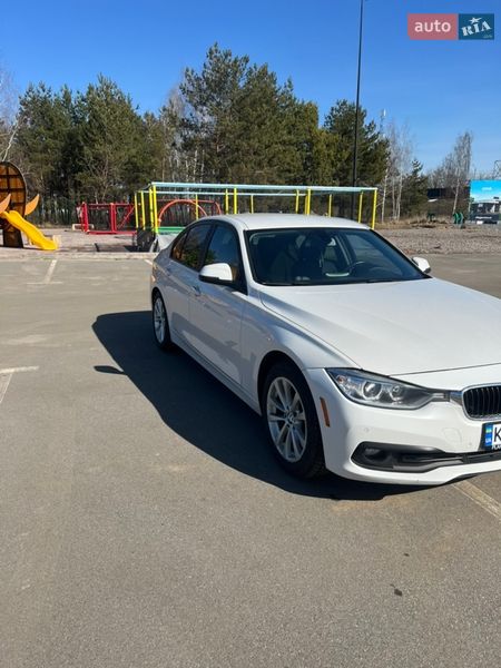 Седан BMW 3 Series 2017 в Киеве