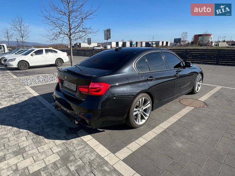 Седан BMW 3 Series 2012 в Мукачево