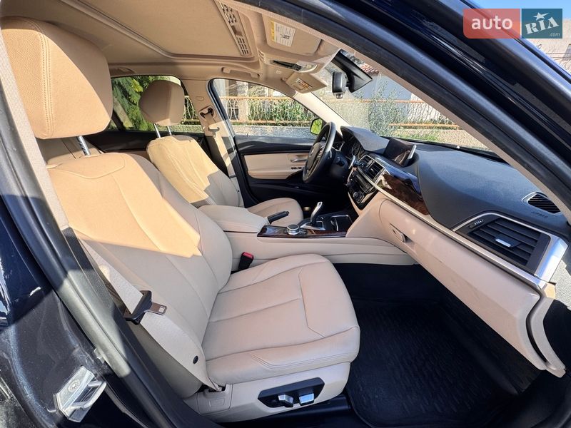 Седан BMW 3 Series 2017 в Одессе