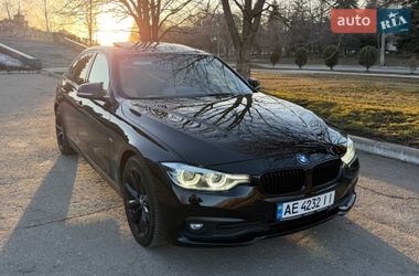 Седан BMW 3 Series 2017 в Лозовій