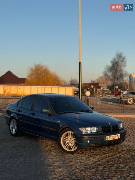 Седан BMW 3 Series 2001 в Первомайске