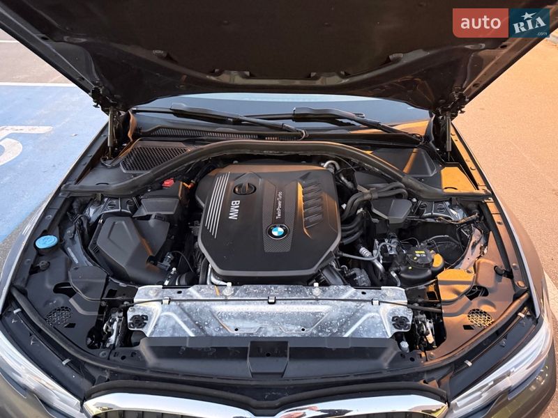 Седан BMW 3 Series 2019 в Киеве