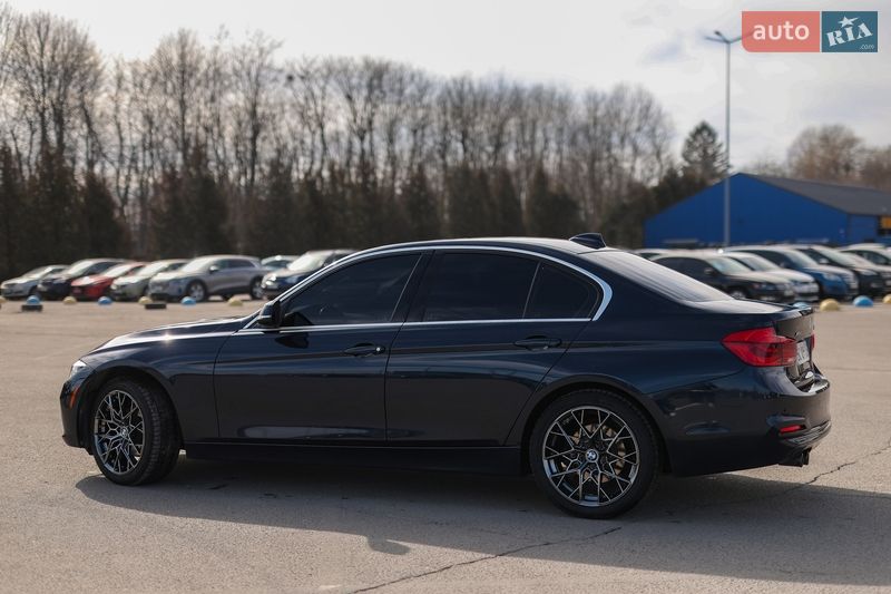 Седан BMW 3 Series 2016 в Львове