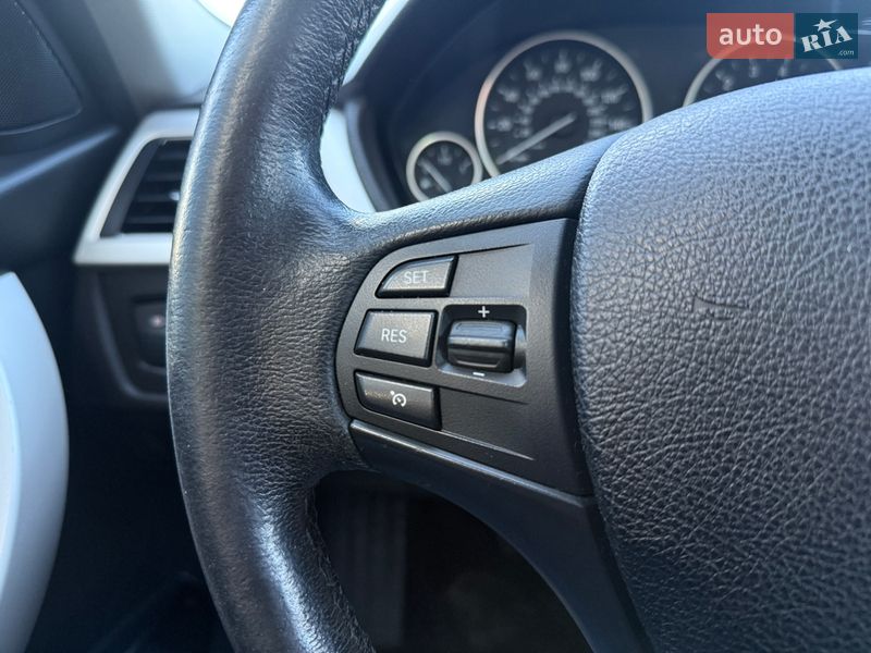 Седан BMW 3 Series 2018 в Житомире