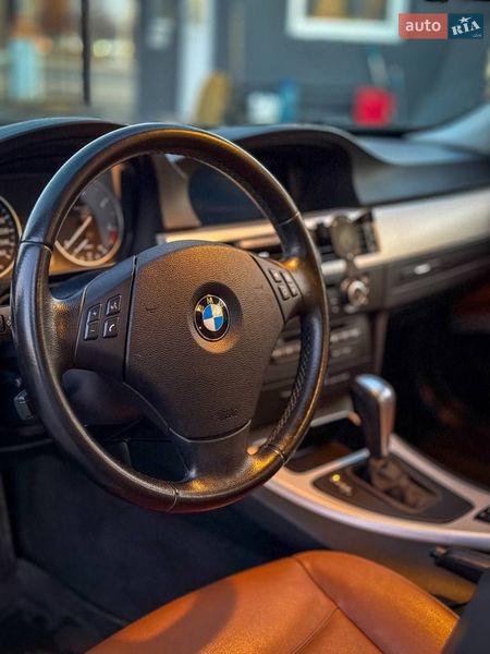Универсал BMW 3 Series 2011 в Киеве