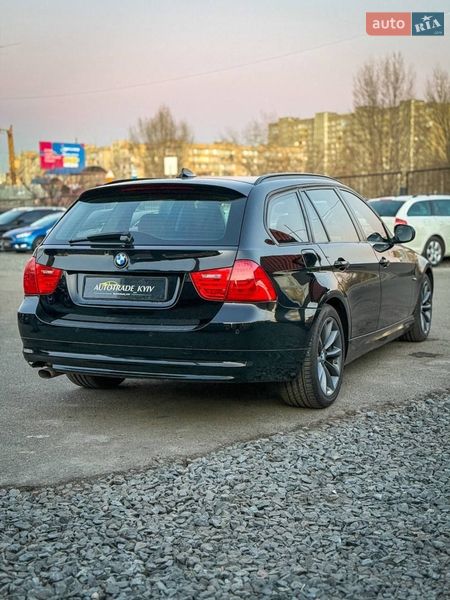 Универсал BMW 3 Series 2011 в Киеве