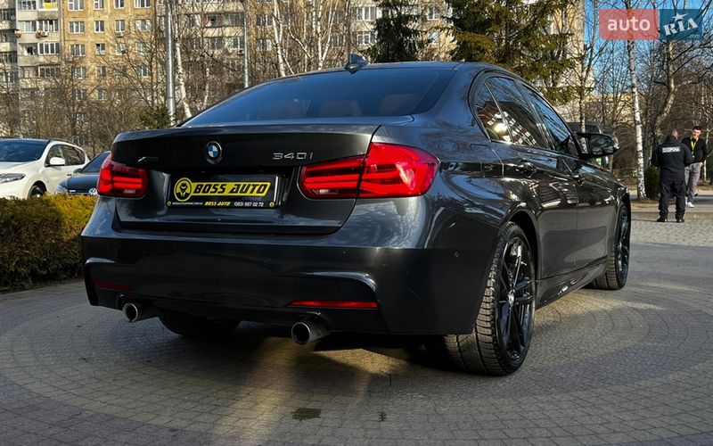 Седан BMW 3 Series 2018 в Львове
