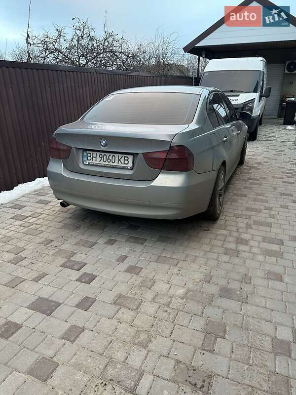 BMW 3 Series 2005
