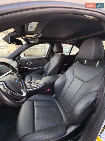 Седан BMW 3 Series 2020 в Львове