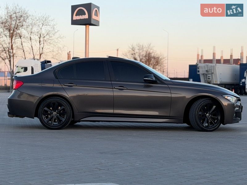 Седан BMW 3 Series 2013 в Черновцах