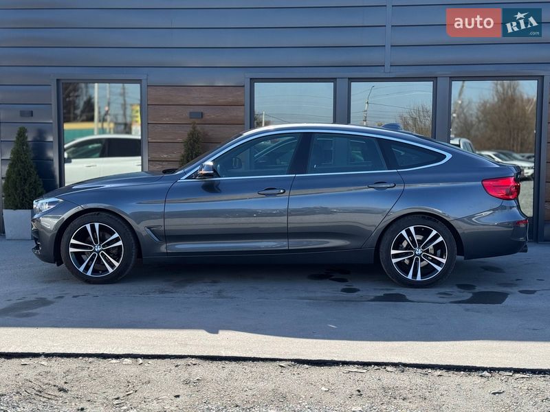 Седан BMW 3 Series 2017 в Ровно