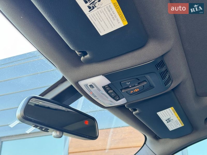 Седан BMW 3 Series 2017 в Ровно