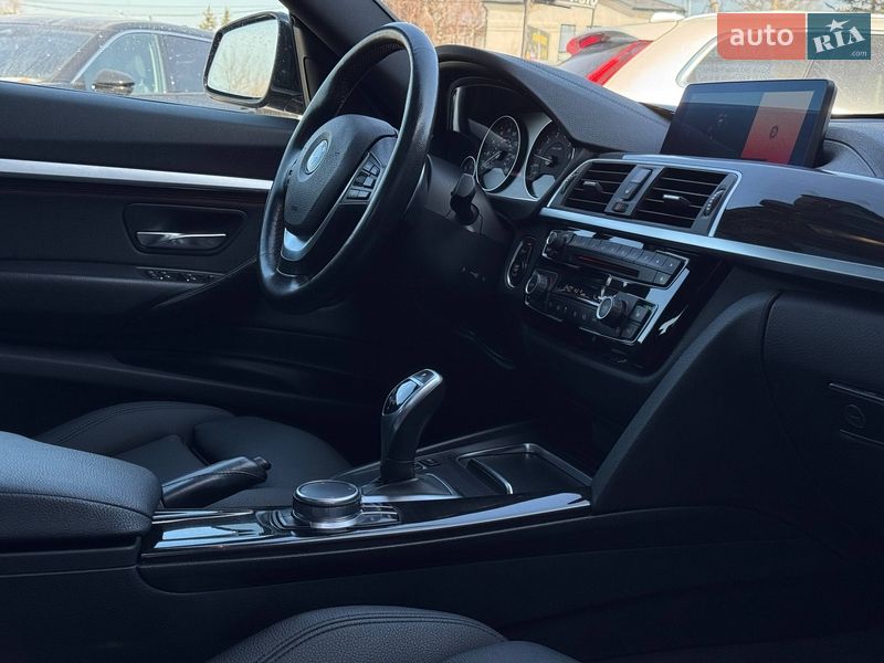Седан BMW 3 Series 2017 в Ровно