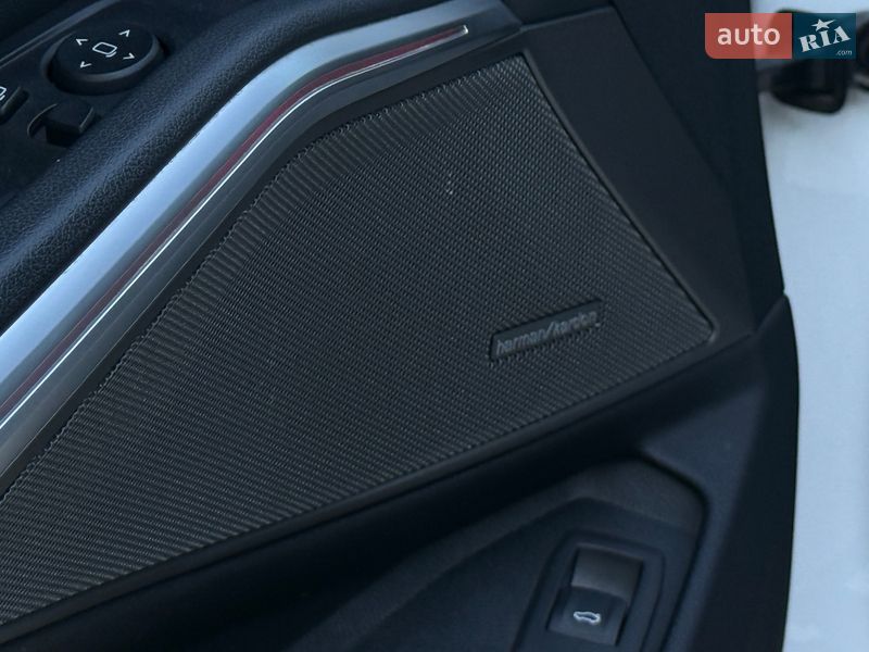 Седан BMW 3 Series 2019 в Виннице