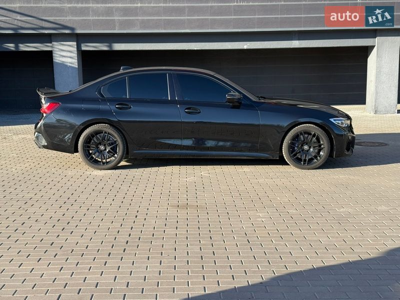 Седан BMW 3 Series 2020 в Киеве
