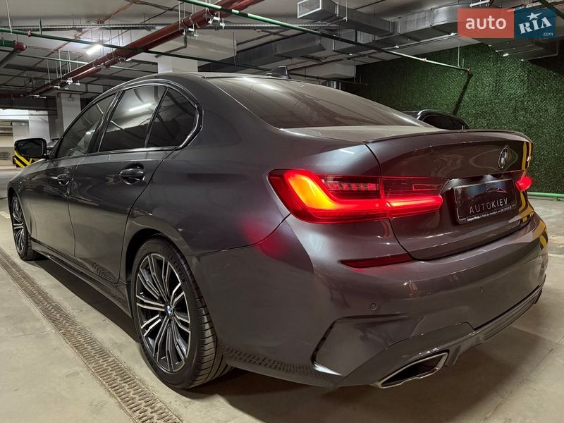 Седан BMW 3 Series 2019 в Киеве