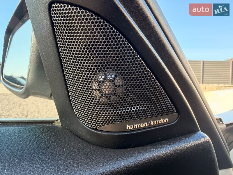 Седан BMW 3 Series 2017 в Ірпені