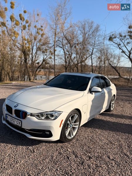 Седан BMW 3 Series 2017 в Ірпені