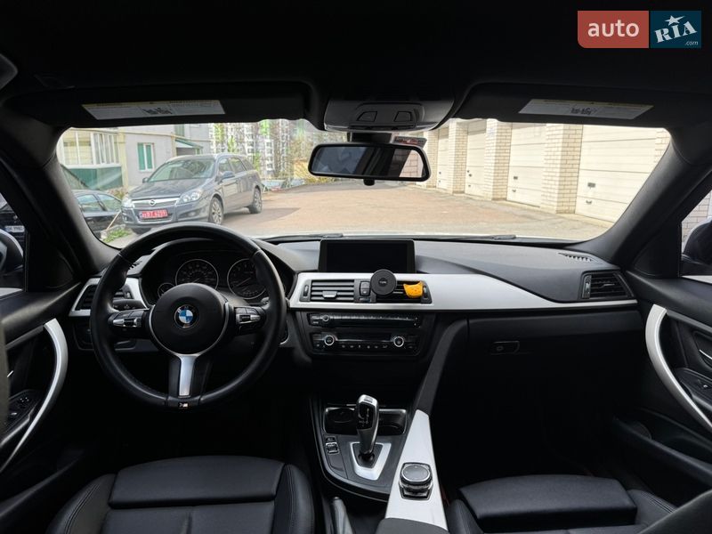 Седан BMW 3 Series 2013 в Ровно