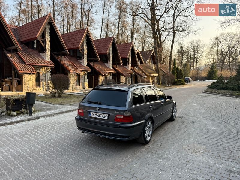 Универсал BMW 3 Series 2002 в Львове