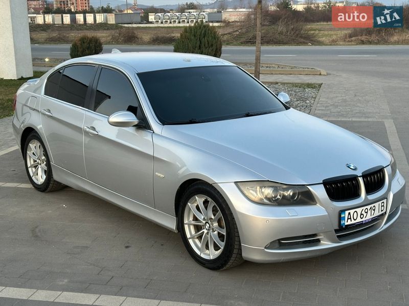 Седан BMW 3 Series 2006 в Мукачево