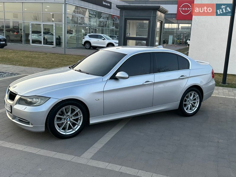 Седан BMW 3 Series 2006 в Мукачево