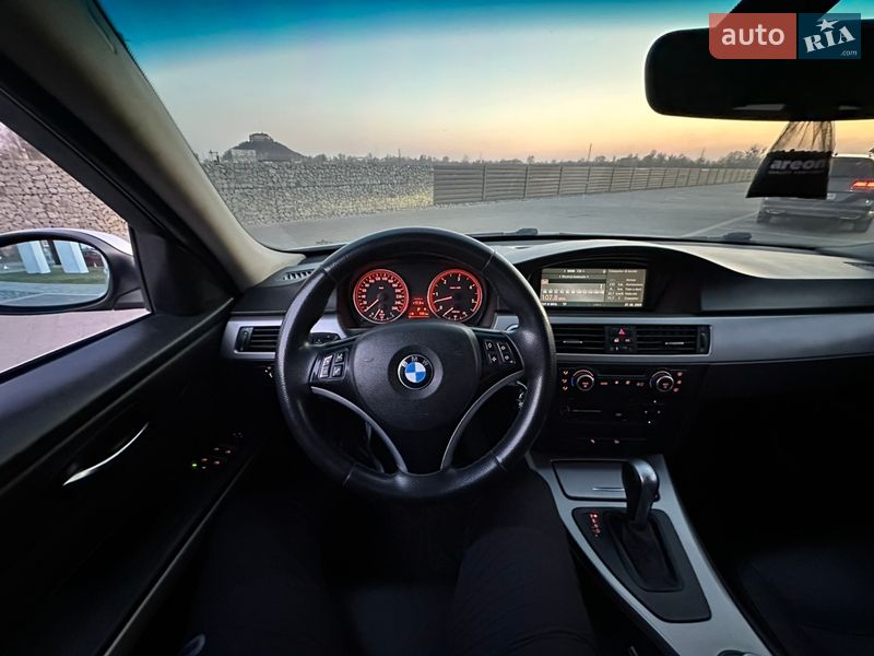 Седан BMW 3 Series 2006 в Мукачево