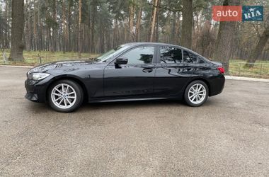 Седан BMW 3 Series 2020 в Киеве