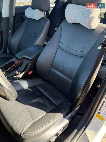 Седан BMW 3 Series 2011 в Киеве