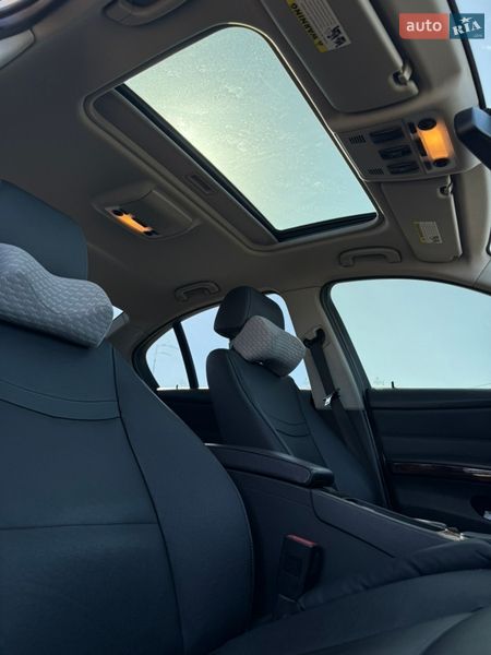 Седан BMW 3 Series 2011 в Киеве