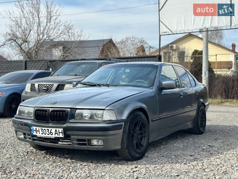 Седан BMW 3 Series 1996 в Одессе