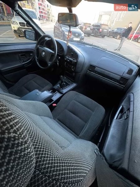Седан BMW 3 Series 1996 в Киеве