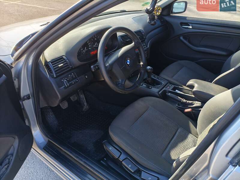 Универсал BMW 3 Series 2003 в Змиеве