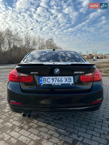 Седан BMW 3 Series 2015 в Львове
