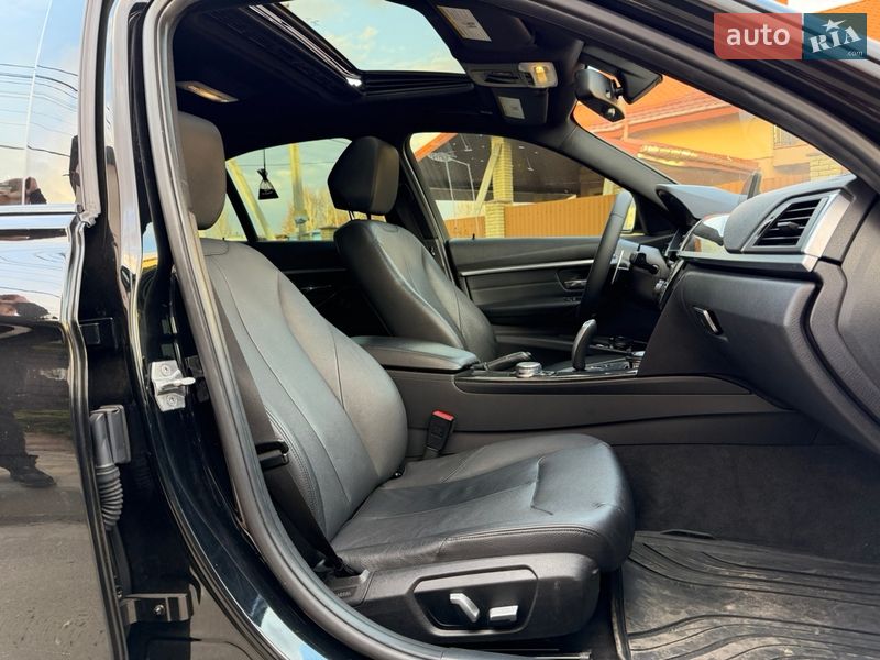 Седан BMW 3 Series 2016 в Киеве