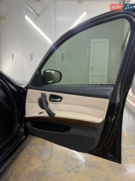 Универсал BMW 3 Series 2010 в Черновцах