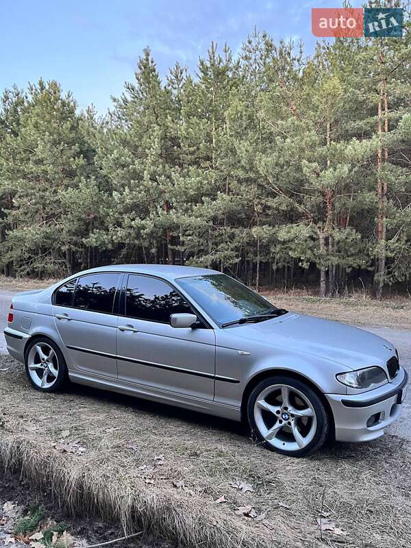 Седан BMW 3 Series 2002 в Барышевке