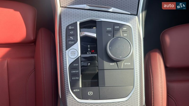 Седан BMW 3 Series 2024 в Одессе