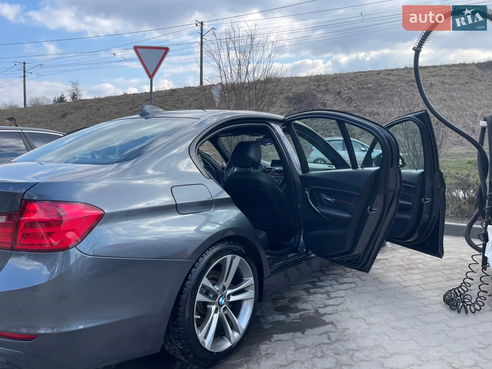 2012 BMW 3er - мініатюра 2