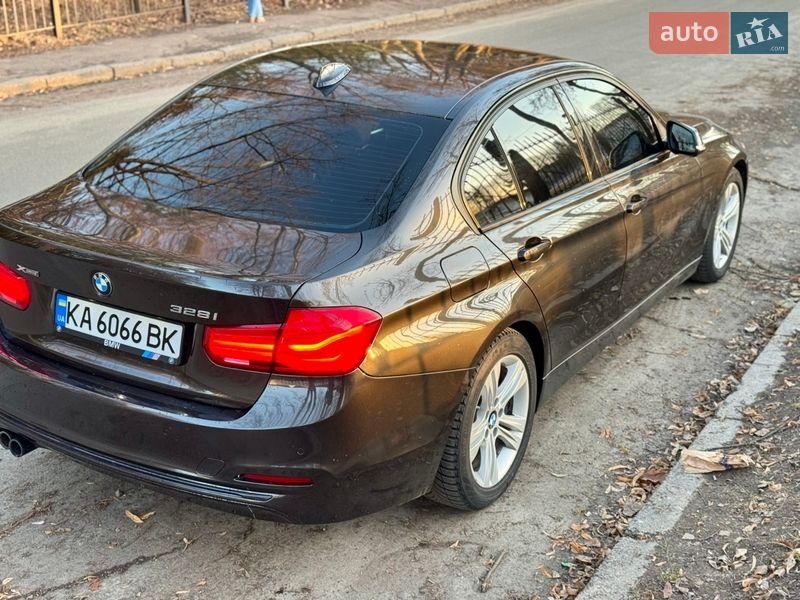 Седан BMW 3 Series 2015 в Києві