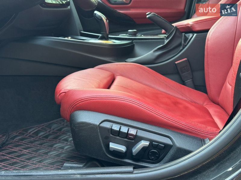 Седан BMW 3 Series 2015 в Києві