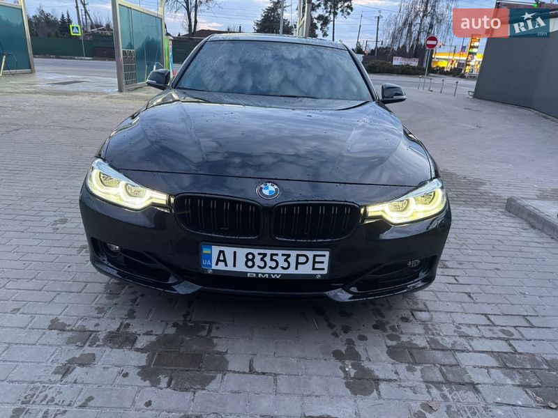 Седан BMW 3 Series 2018 в Киеве