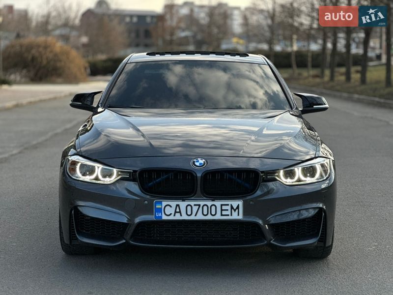 Седан BMW 3 Series 2012 в Умані
