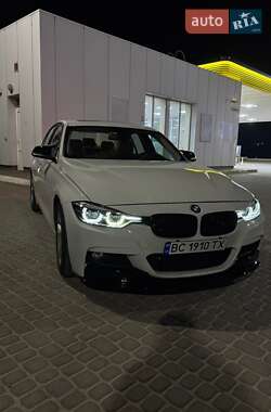 Седан BMW 3 Series 2013 в Пустомитах