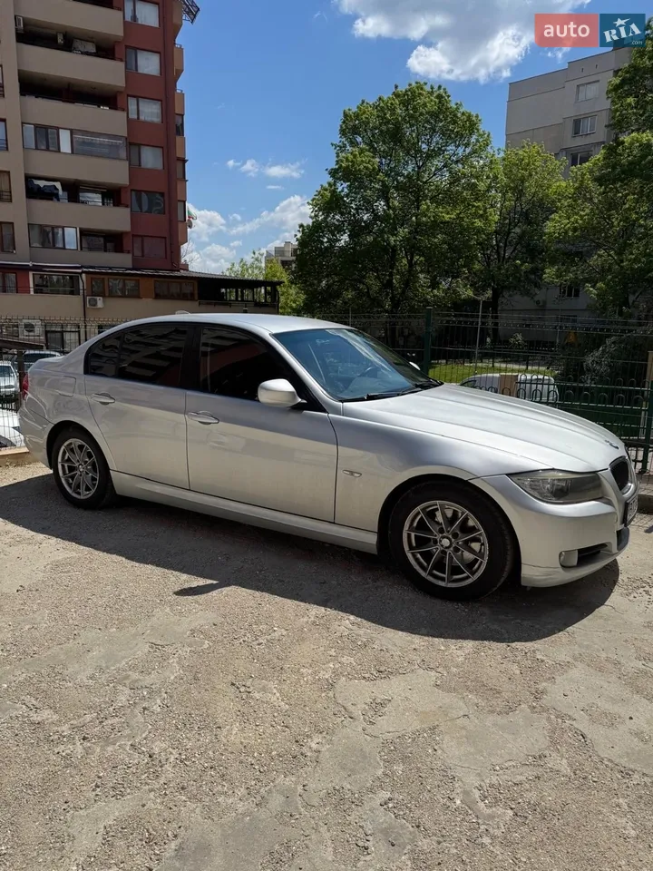 2011 BMW 3er - мініатюра 21