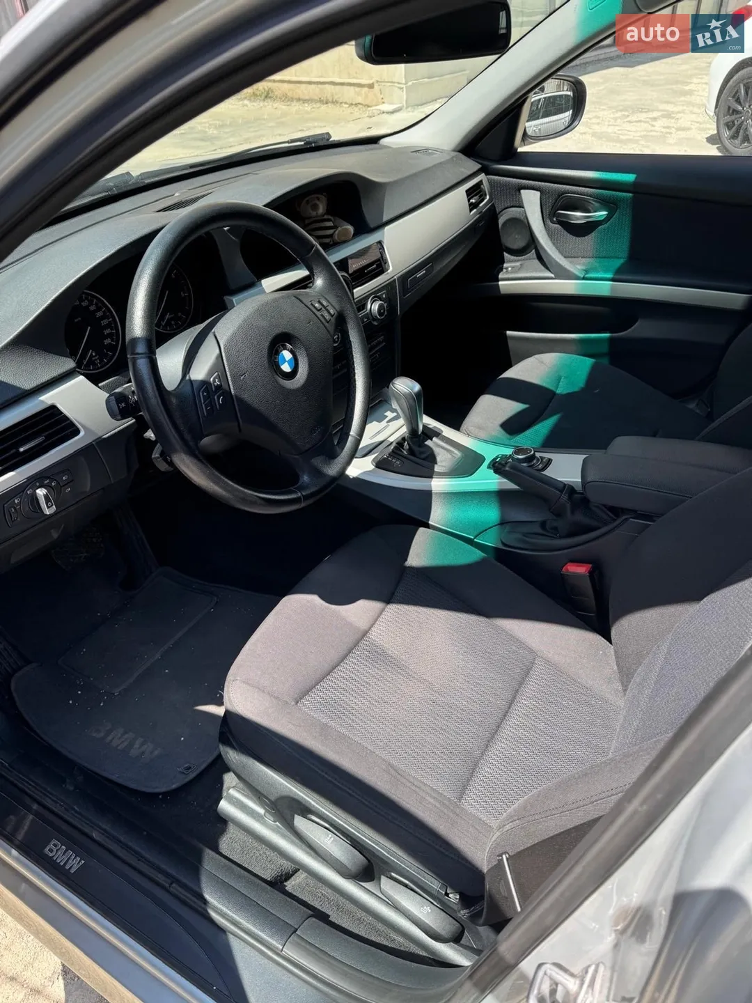 2010 BMW 3er - мініатюра 9
