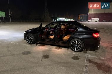 Седан BMW 3 Series 2015 в Києві