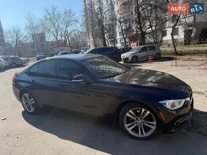 Седан BMW 3 Series 2016 в Киеве