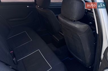Седан BMW 3 Series 2001 в Коломиї